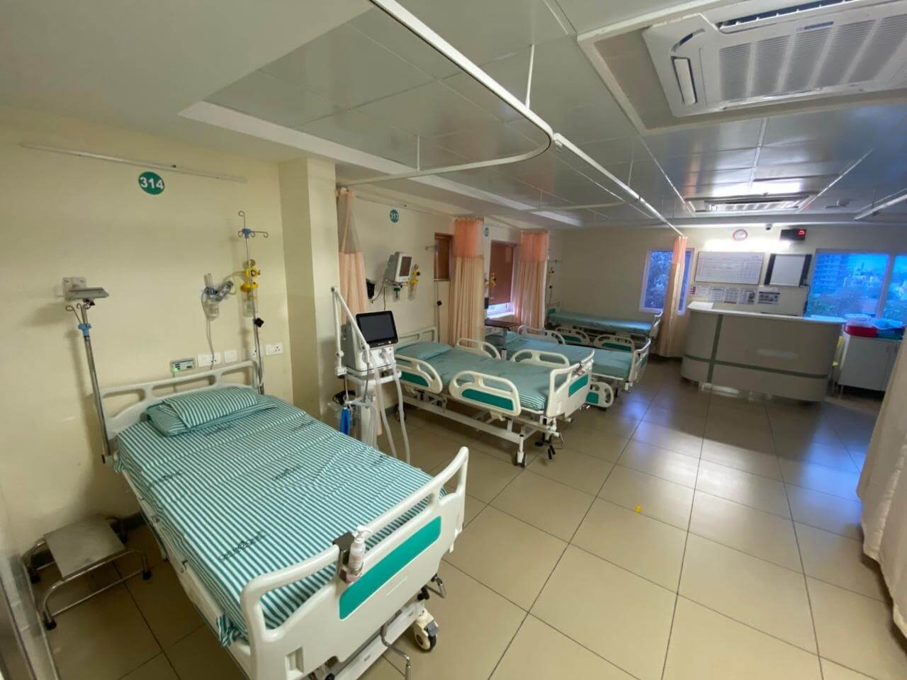 image of icu room